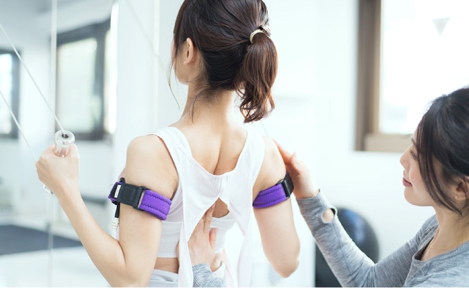 パーソナルトレーナーによる骨格調整